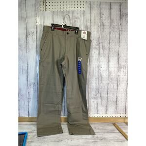 Wrangler Outdoor Men’s Straight Fit Cargo Pants - Size 34x32 - Khaki/Tan